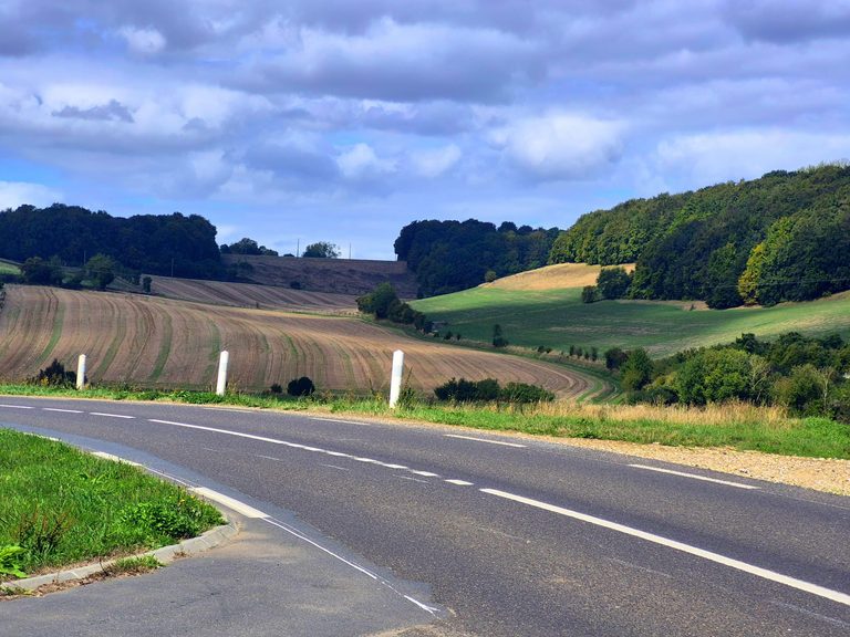 Day 3: Abbeville – Gisors – Jesus & Cows